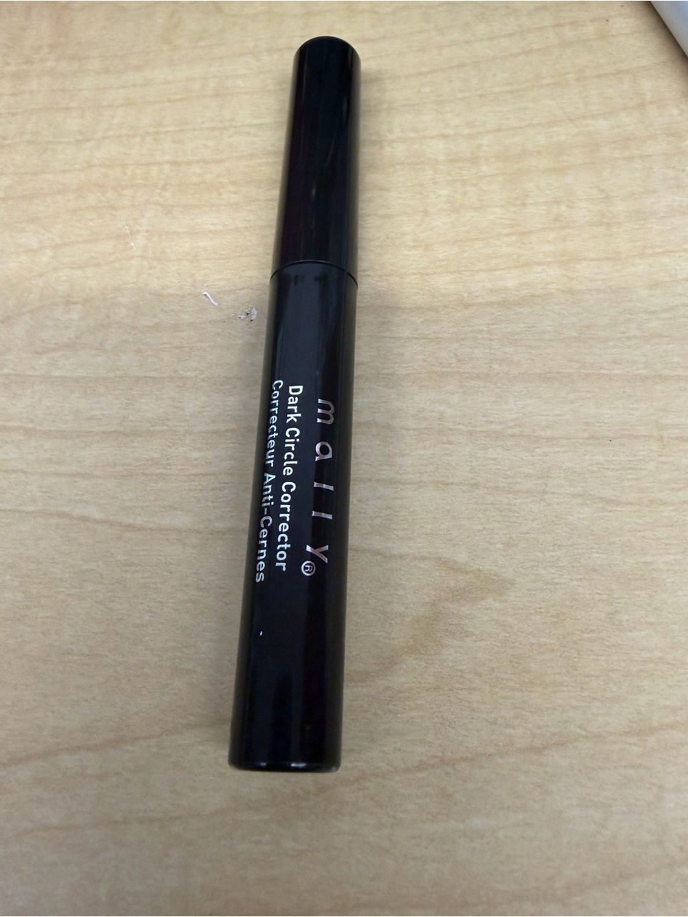 4 MALLY dark circle corrector MALLY green eye shadow,MALLY lip color,Nude pencil - Picture 4 of 15